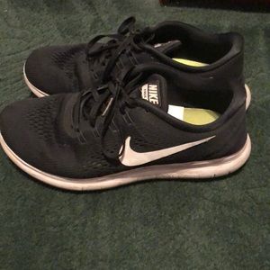 Used Nike Free Runs size 8.5